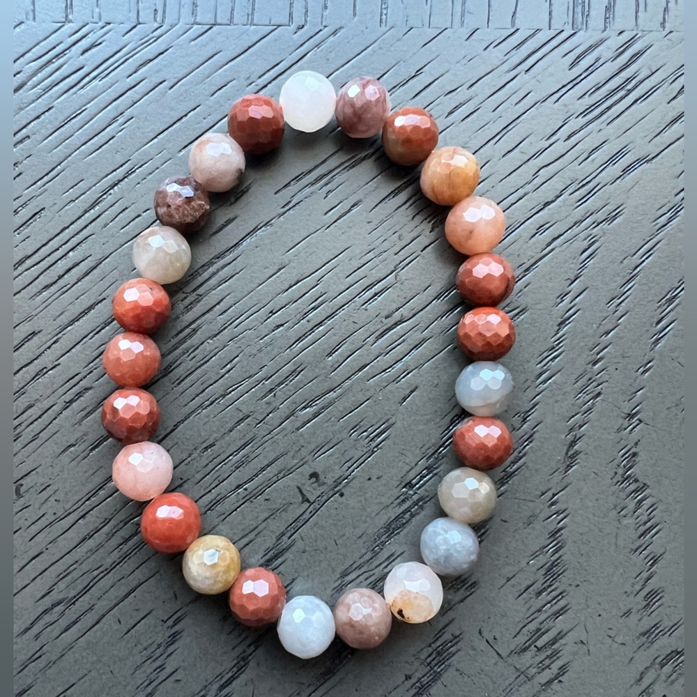 Faceted Agate bracelet 8mm